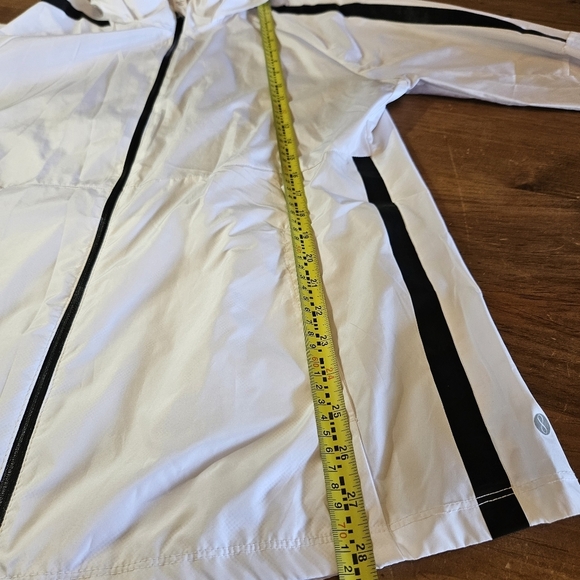Layer8 Women's Lightweight Hooded Windbreaker White Size Large - Picture 4 of 11